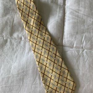 Genuine CHANEL Men’s Yellow tie